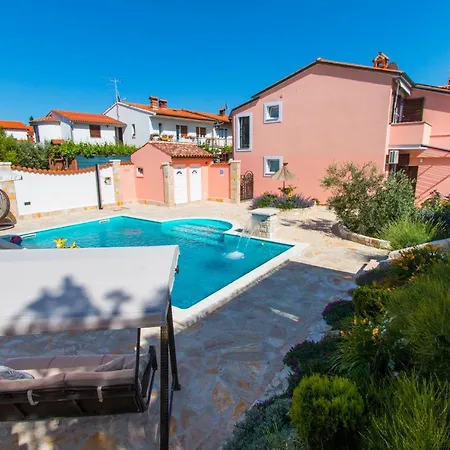 Villa Monte Grande *